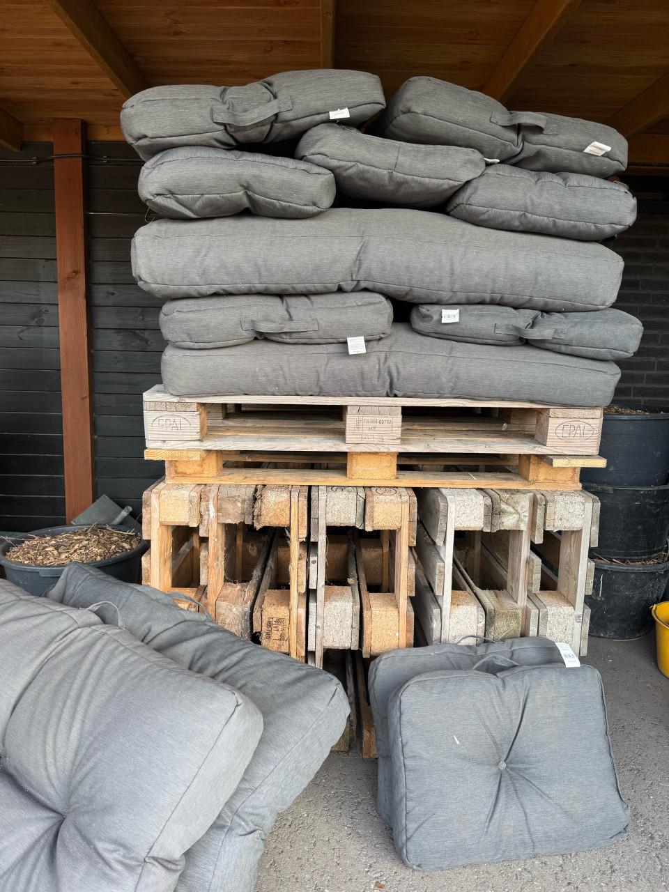 Maak een gezellig zitje met pallets!