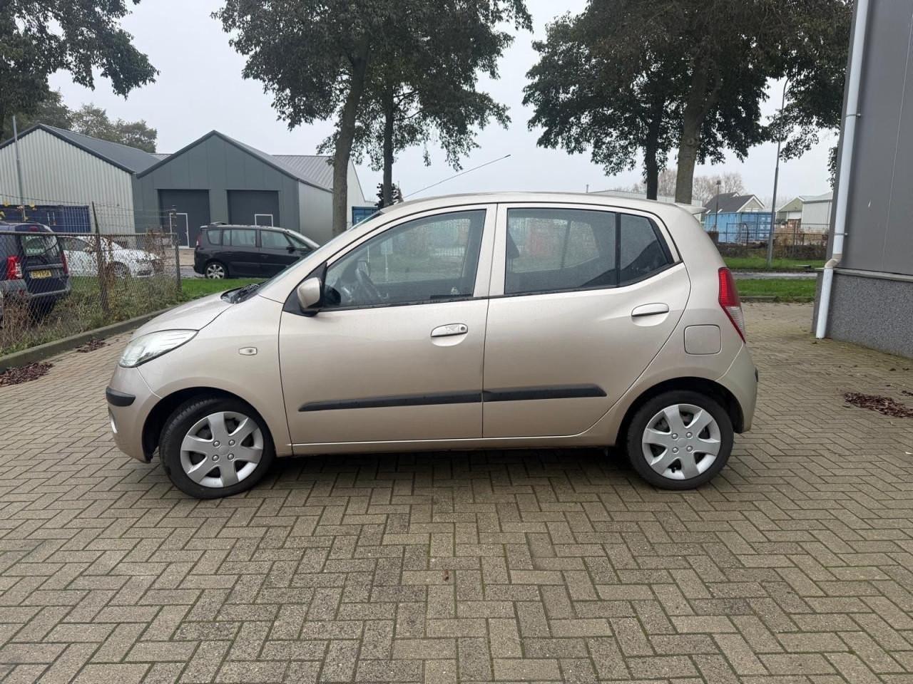 Hyundai i10 1.25i Dynamic Cool 146.881KM