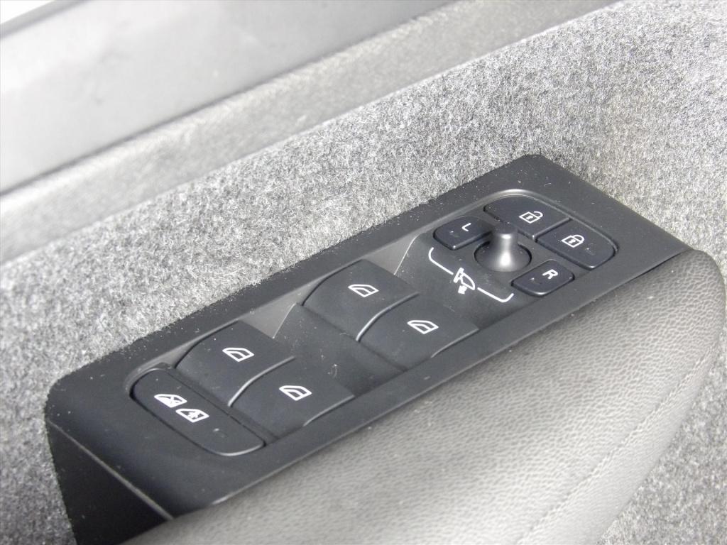 Volvo XC40 t4 plug-in hybrid 211pk aut core bright