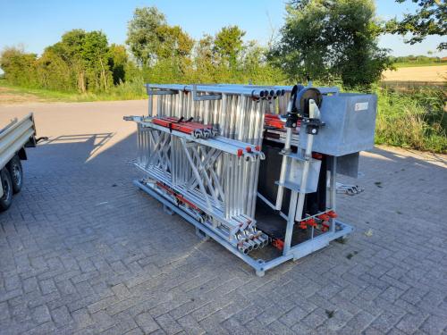 Rolsteiger op aanhanger te huur