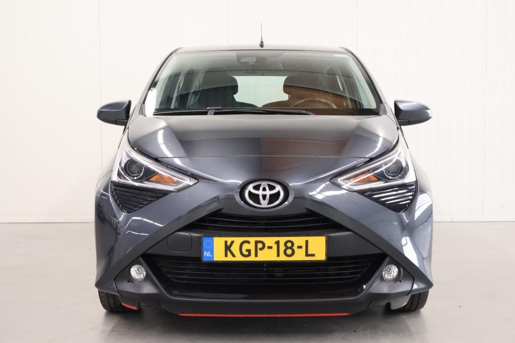 Toyota Aygo 1.0 vvt-i x-play