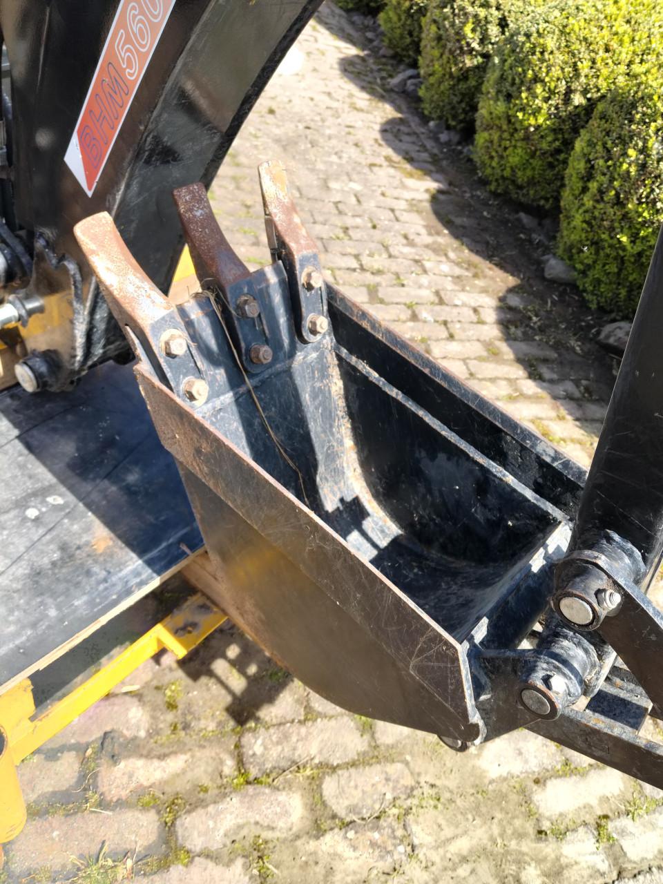 Backhoe minigraver incl. graafbak en transportonderstel