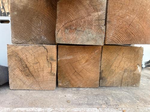Houten balken verschillende maten 8x8 10x10