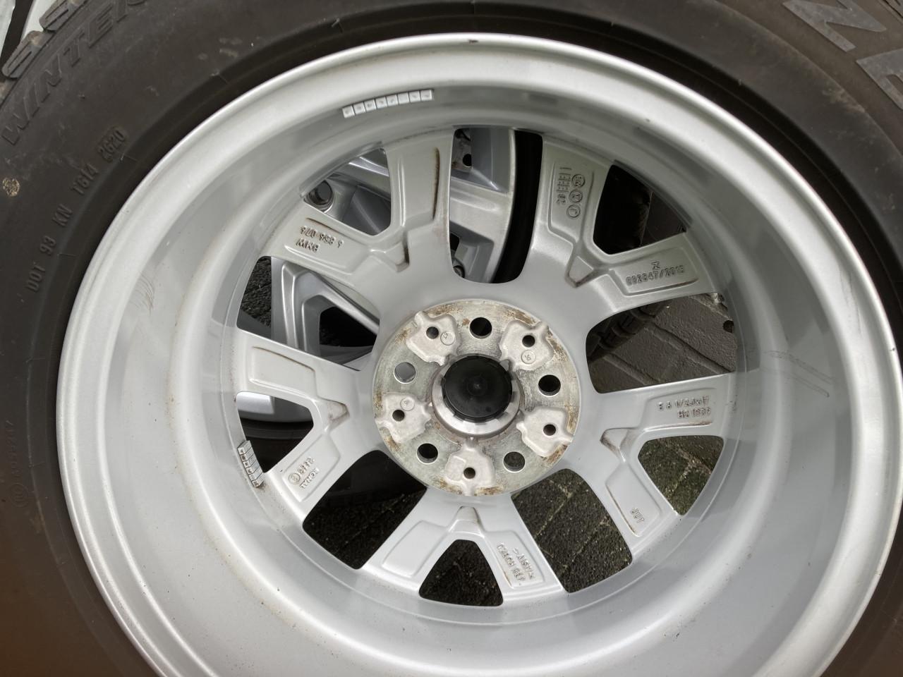 4 Winterbanden met velgen 205/60/R17 BMW X1