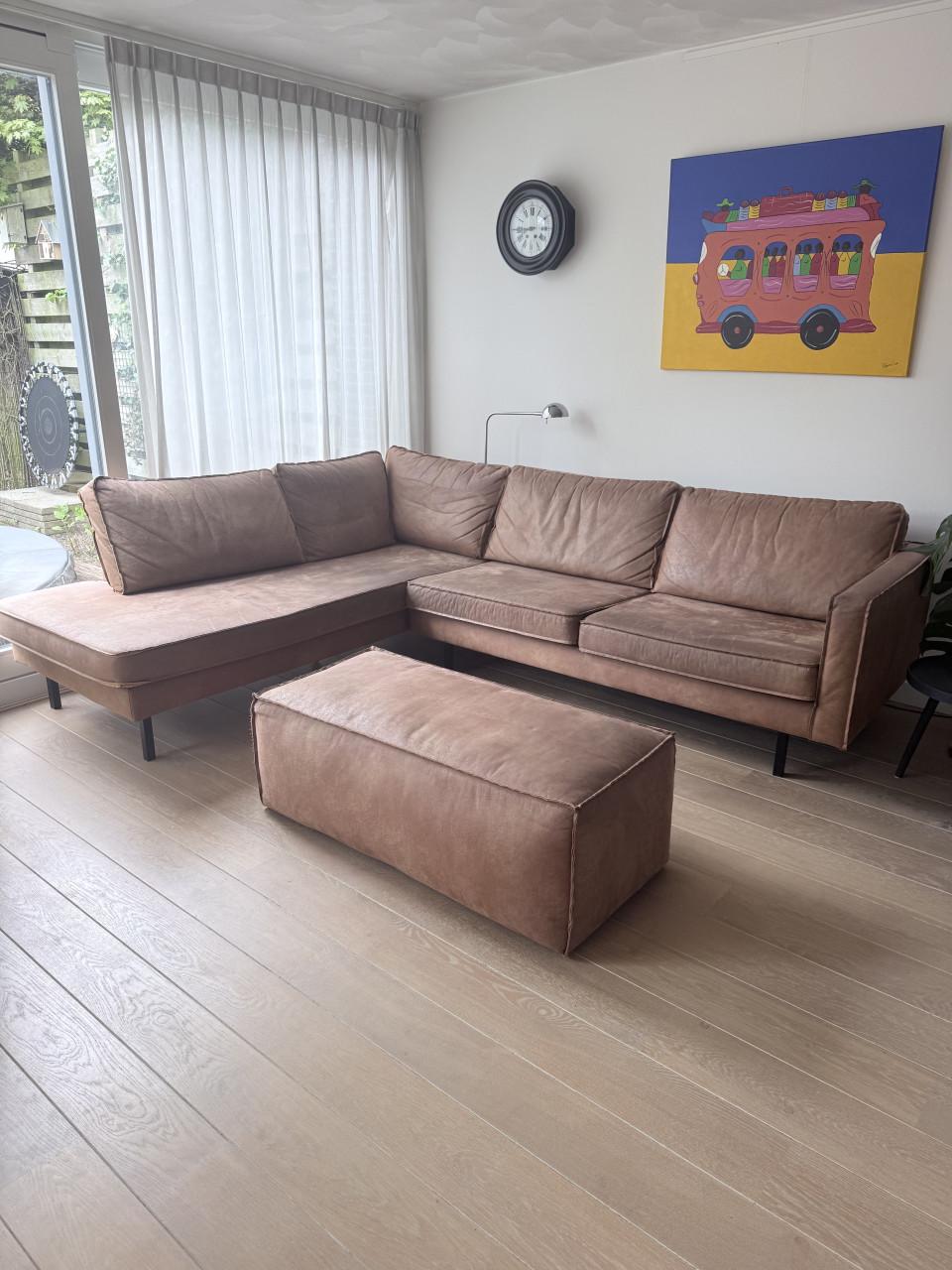 Hippe hoekbank+ hokker