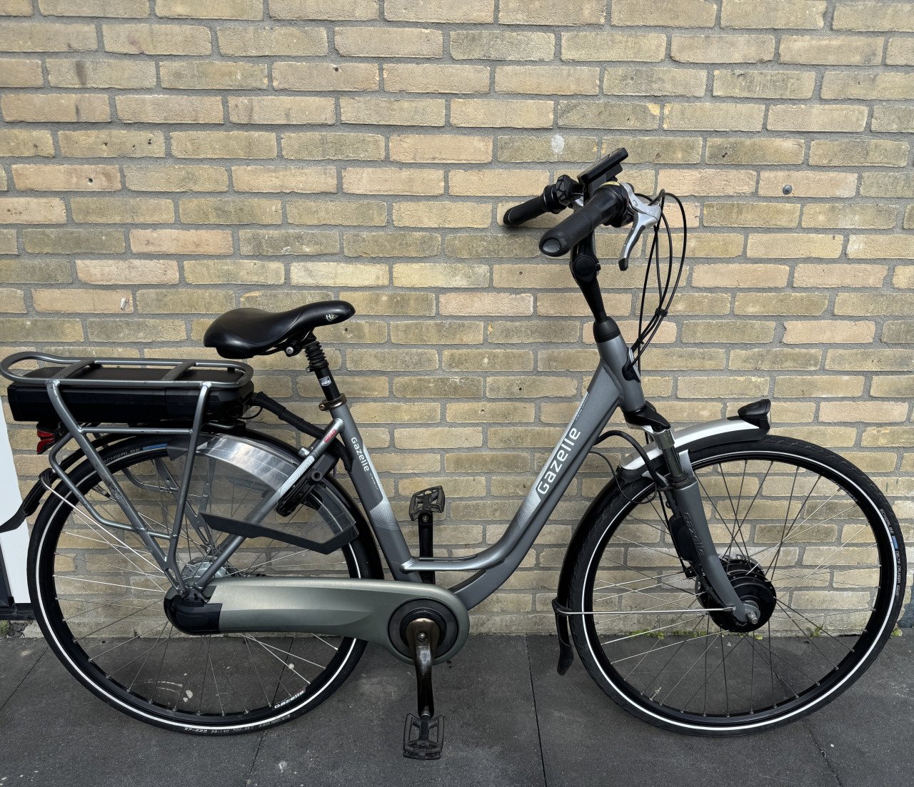 Zeer nette Gazelle orange C7+ elektrische fiets 1800km!