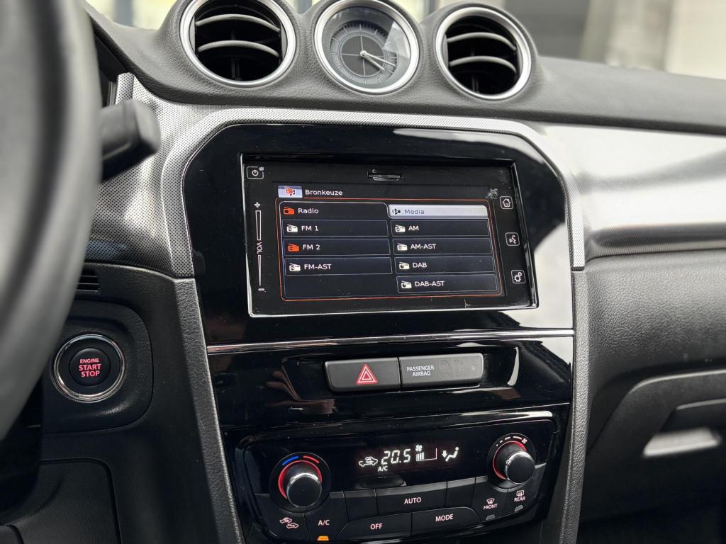 Suzuki Vitara 1.4 boosterjet style smart hybrid automaat | navigatie | came