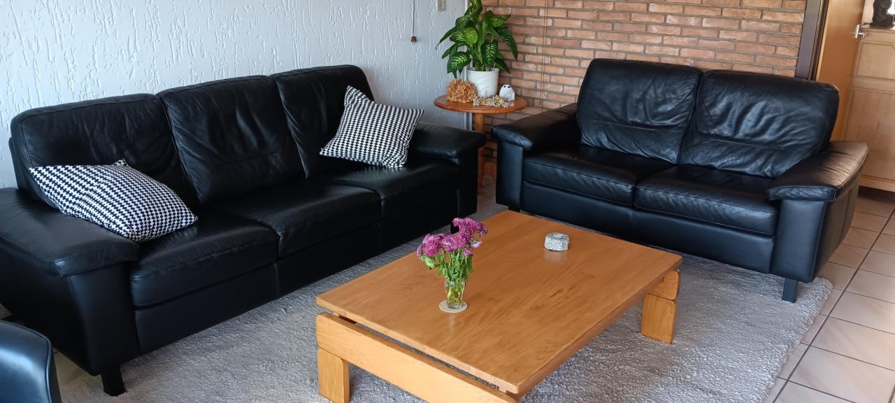 Mooi lederen BANKSTEL (2+3 zits)