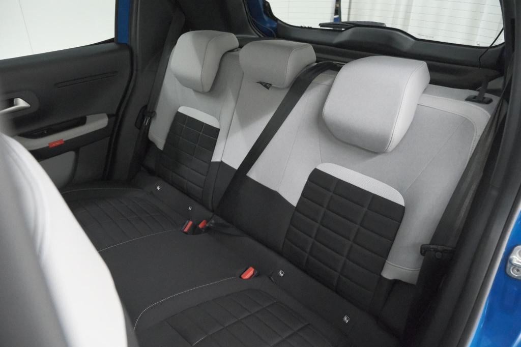 Citroen C3 hybrid 110 ë-dcs6 max | full option | camera | pack winter | all