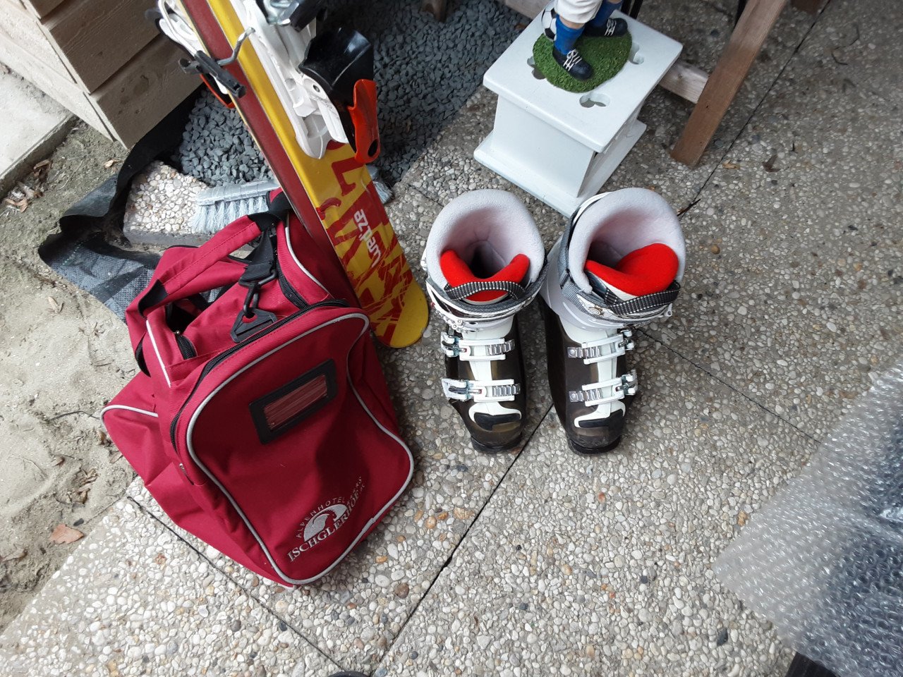 Prima skiën lengte 1,40met schoenen mt 25 is 37-38
