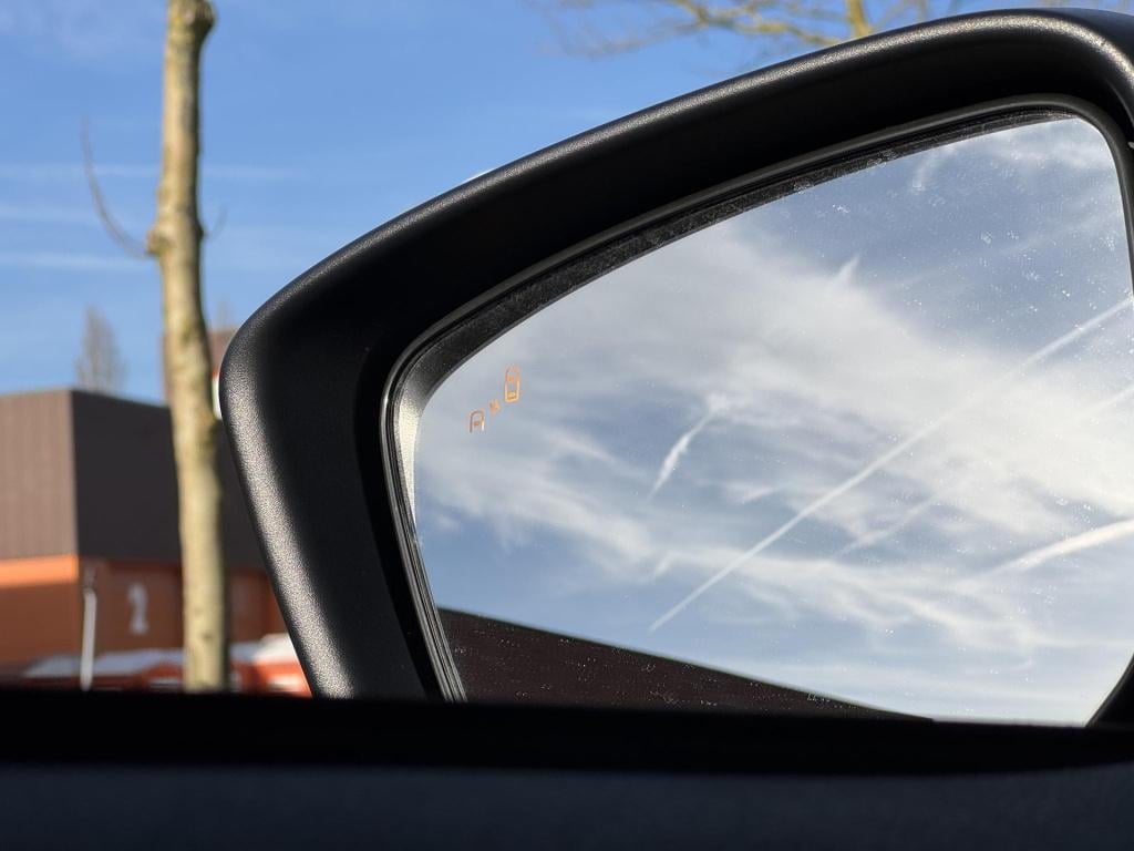 Mitsubishi Eclipse Cross 1.5 di-t instyle meest luxe uitvoering incl. trekh