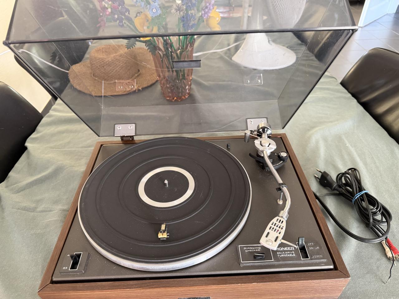 Pioneer PL12