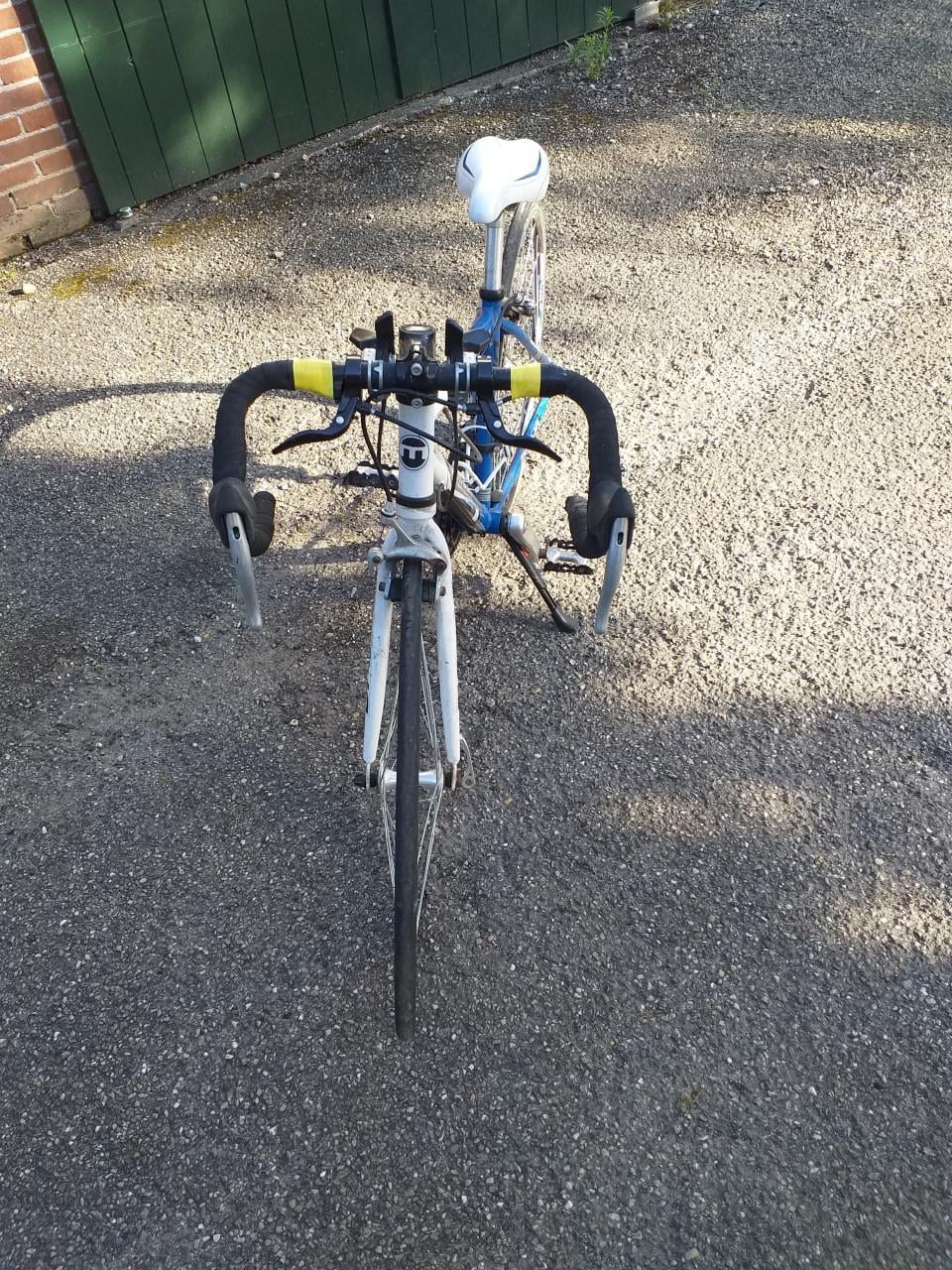 """MOOIE KINDER RACEFIETS IN PRIMA STAAT""""