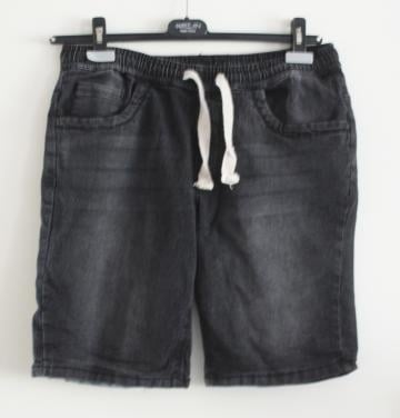 Zwarte korte spijker  broek  maat m