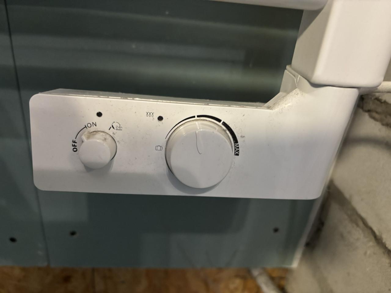 Elektrische handdoekradiator 1000 Watt 170x55cm