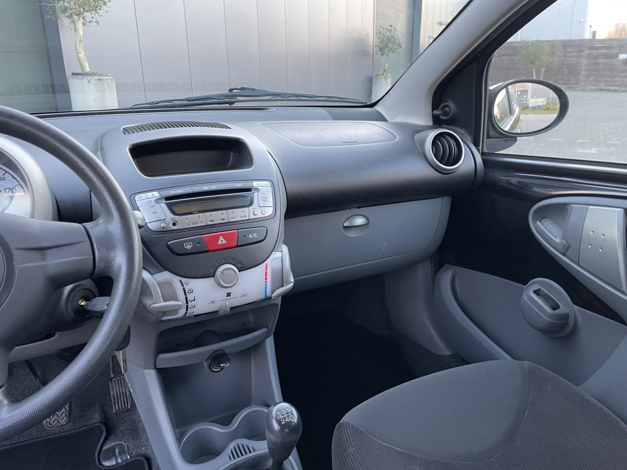 Citroën C1 1.0 5-DRS 2008 Zwart | NAP | NIEUWE APK!