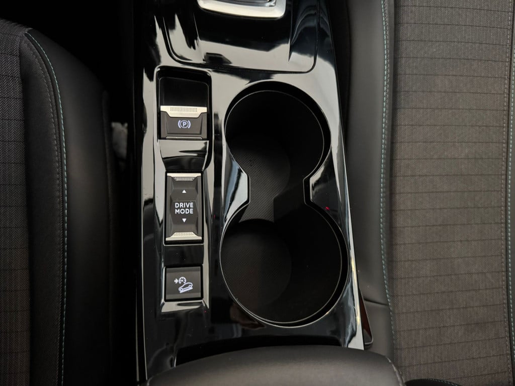 Peugeot 2008 1.2 puretech allure pack