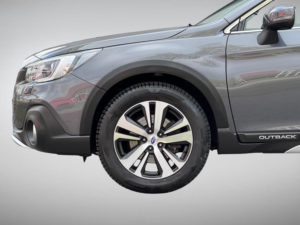 Subaru Outback 2.5i premium nl-auto incl. trekhaak afneembaar!