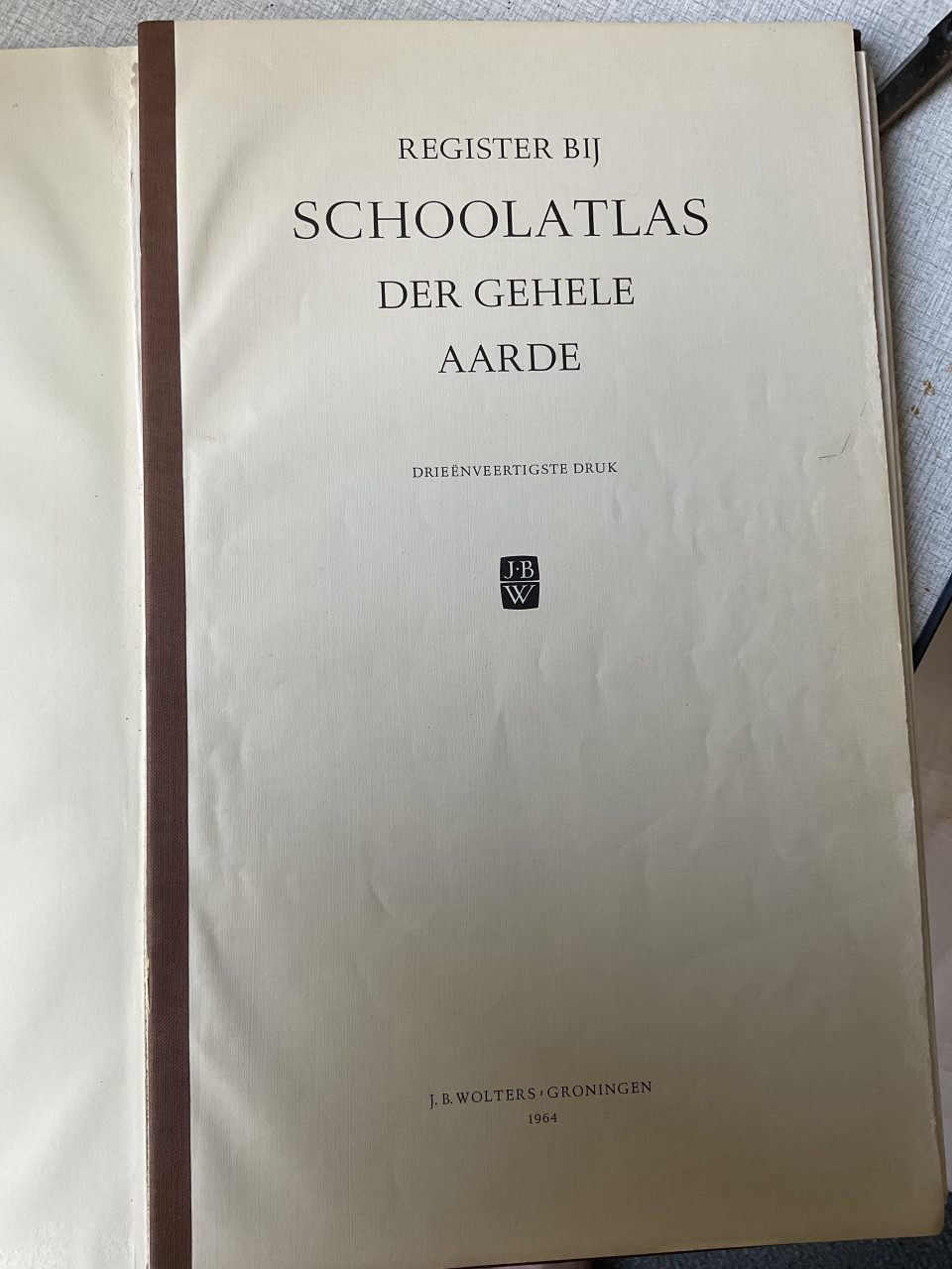 Complete Atlas  (met register) der gehele aarde uit 1964