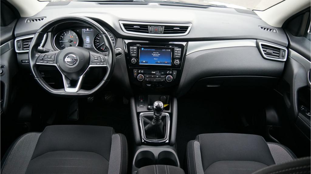 Nissan Qashqai 1.2 n-connecta rijklaar incl garantie