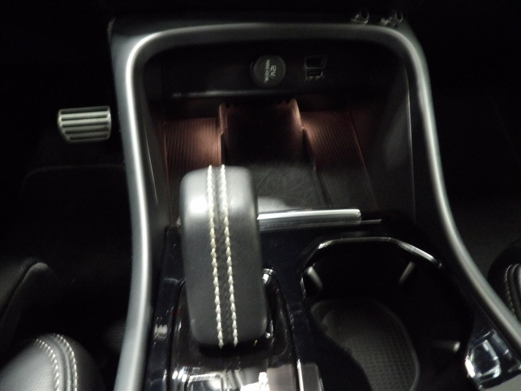 Volvo XC40 t4 twin engine 211pk geartronic r-design