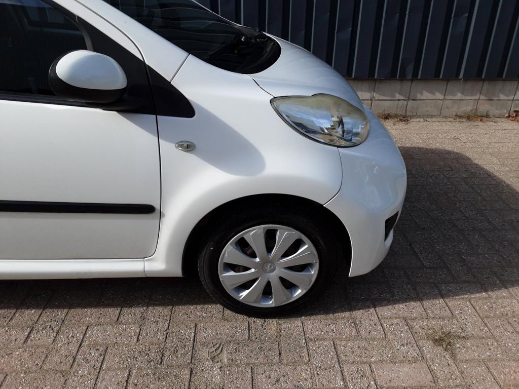 Peugeot 107 1.0-12v xs