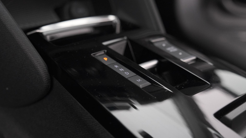 Citroen C4 X puretech 130 eat8 plus | camera | stoelverwarming | apple carp