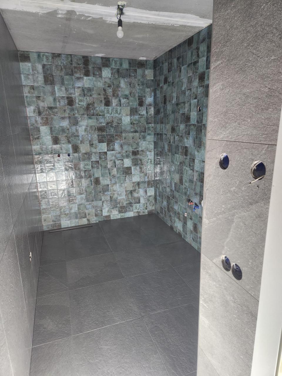 Tegelzetter nodig? Bel/app: 06 21937244 of Mail: jvbtegelzetter@gmail.com