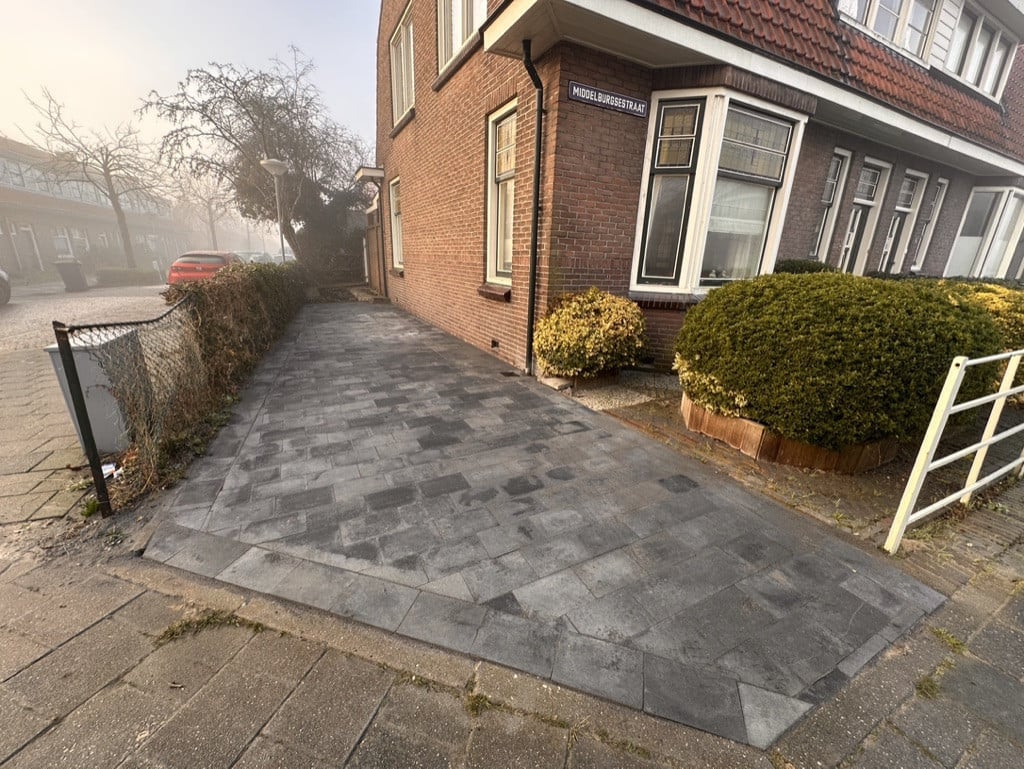 Oprit-bestrating-stratenmaker
