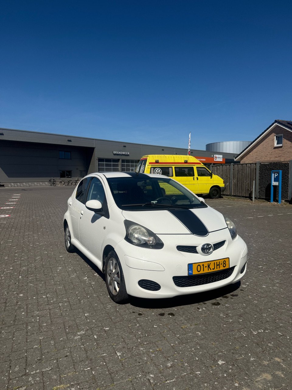 Toyota Aygo Alcantara model 1.0 / 5 DRS nieuwe APK