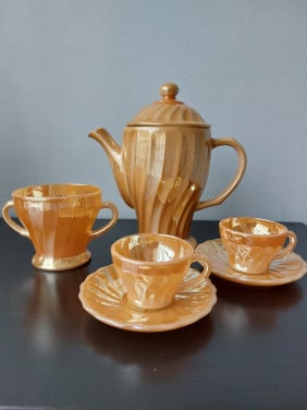 Anchor Hocking Theepot Suikerpot + kopjes.