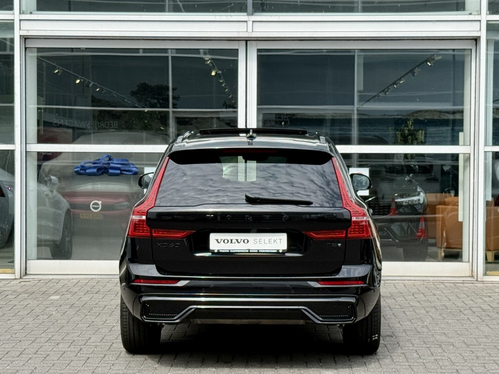 Volvo XC60 t8 455pk recharge ultra black ed| pano| 360 camera| stoel.vent|