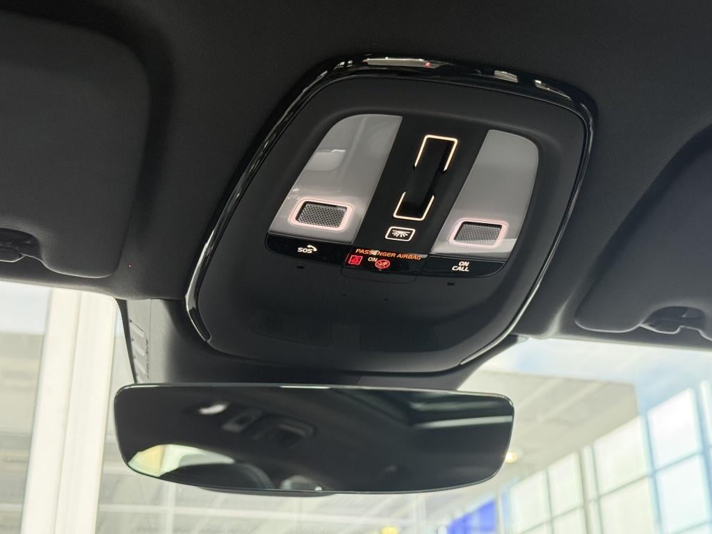 Volvo XC60 t6 340pk recharge r-design| adap.cruise| panodak| 22''lm| camera