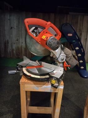 Makita MT afkortzaag