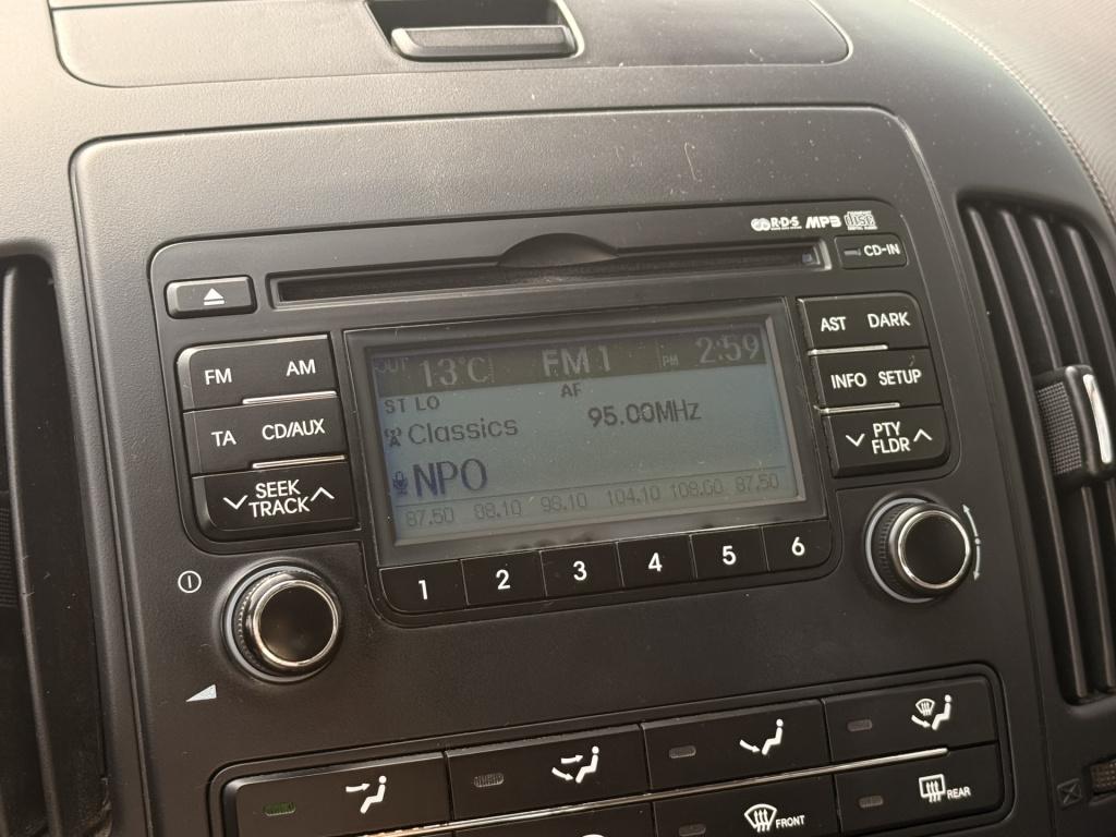 Hyundai I 30 1.4i dynamic 5drs | cd-speler | airco | lm velgen