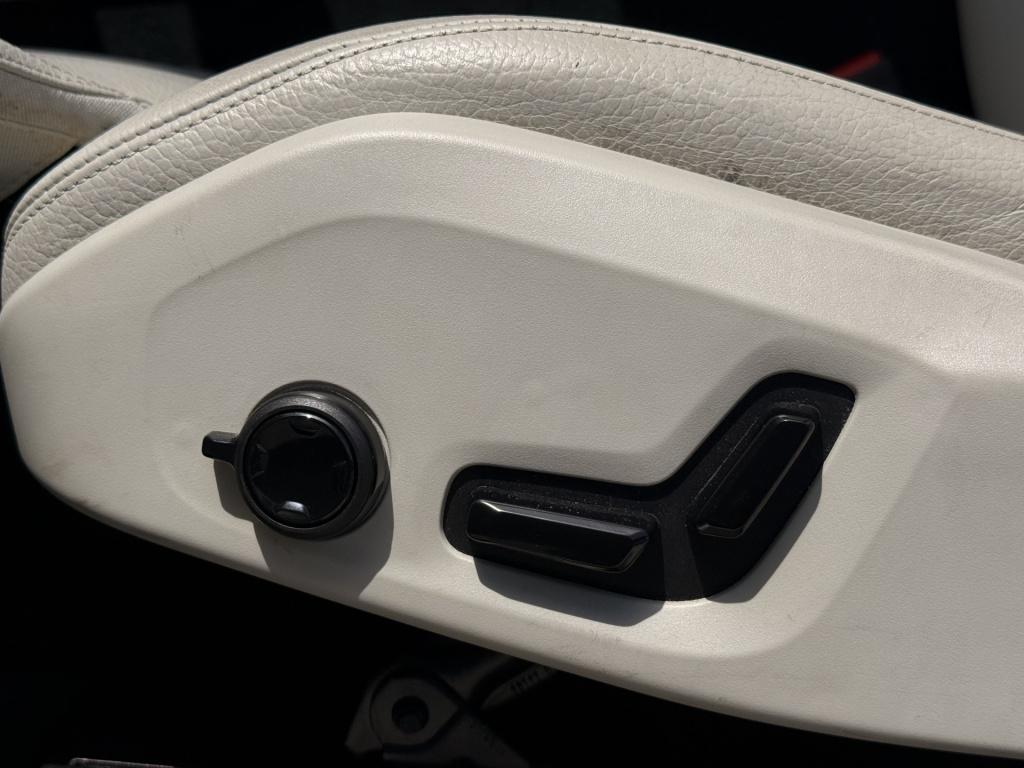Volvo XC60 2.0 t8 twin engine awd inscription | harman kardon | pano. | ele