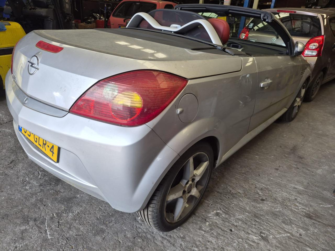 Opel Tigra Twin Top Cabrio 1.4-16V Apk 13-1-2027