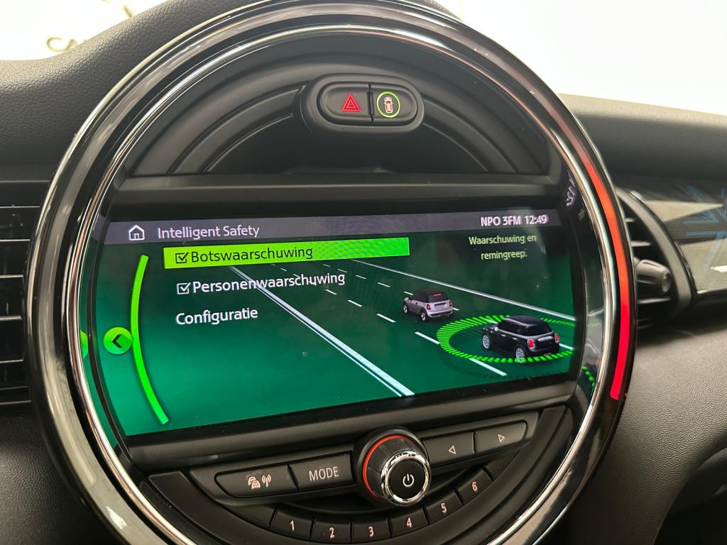 Mini 5-deurs 2.0 cooper s jcw | emerald grey | harman/kardon | yours interi