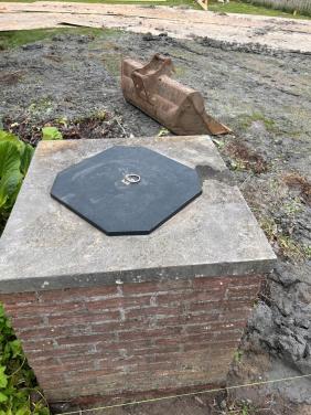 Hardstenen regenbak steen
