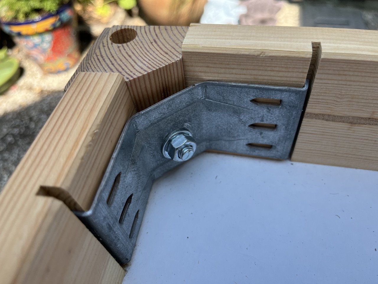 Tafel met opbergvak