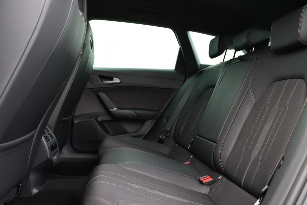 Cupra Leon Sportstourer 1.4 ehybrid performance 204pk dsg6 | soh 94,3% |