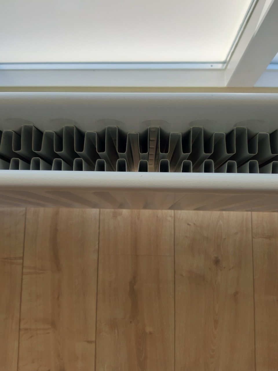 Radiator 260 X 40 / T22  ral 9010  i.z.g.st.