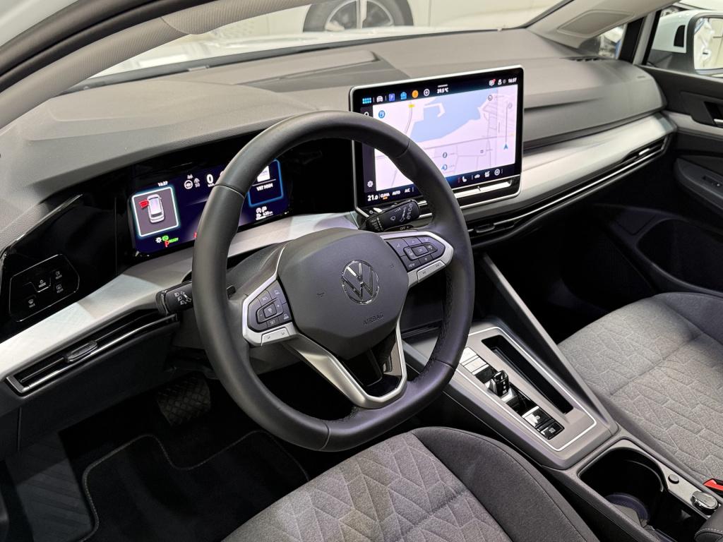 Volkswagen Golf variant 1.5 etsi 150pk dsg style | pano dak