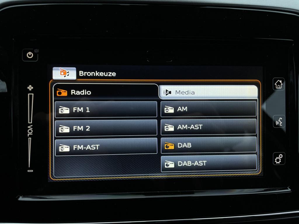 Suzuki Vitara 1.4 boosterjet select smart hybrid