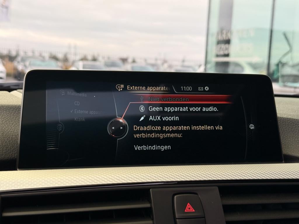 BMW 3-serie 330e m-sport | leder | harman/kardon | memory | stoel/stuurverw