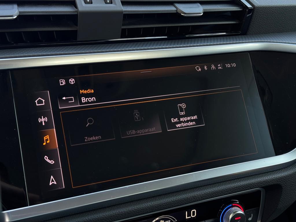 Audi Q3 sportback 35 tfsi pro line * panoramadak * trekhaak * matrix led