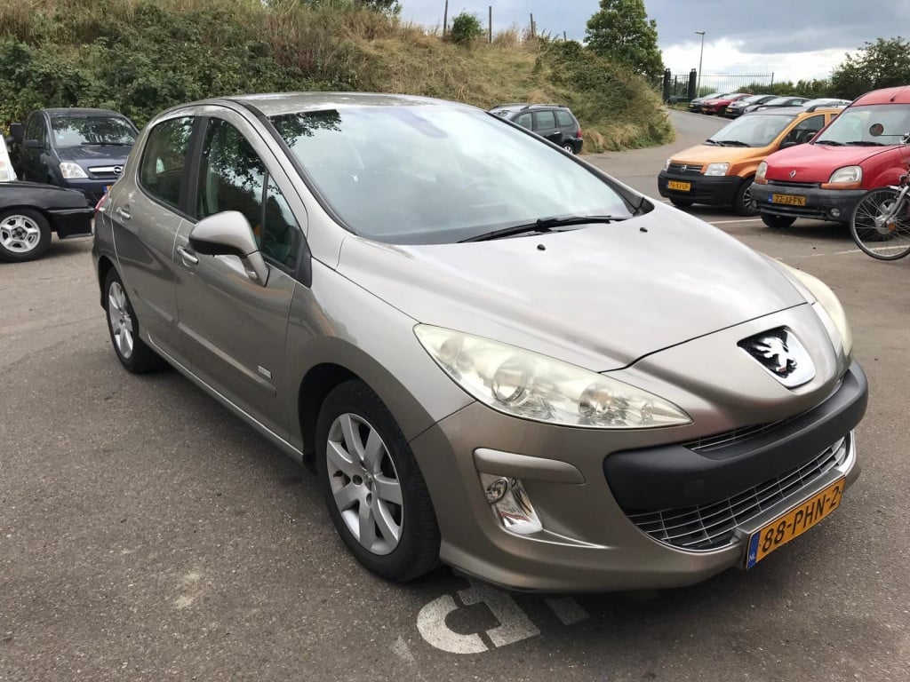 Peugeot 308 1.6 vti mill. 200