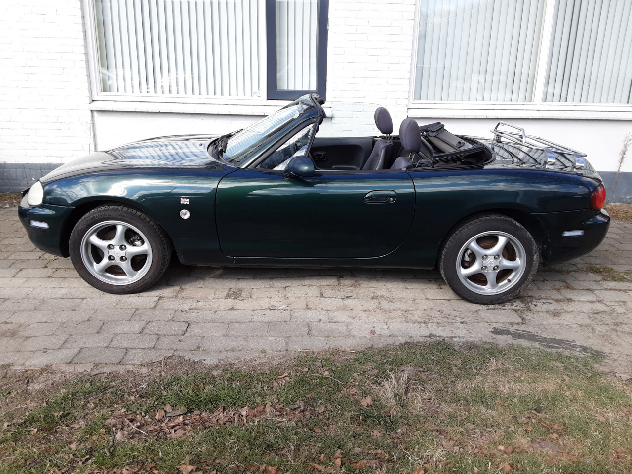 Mazda MX-5 1.6i cabrio