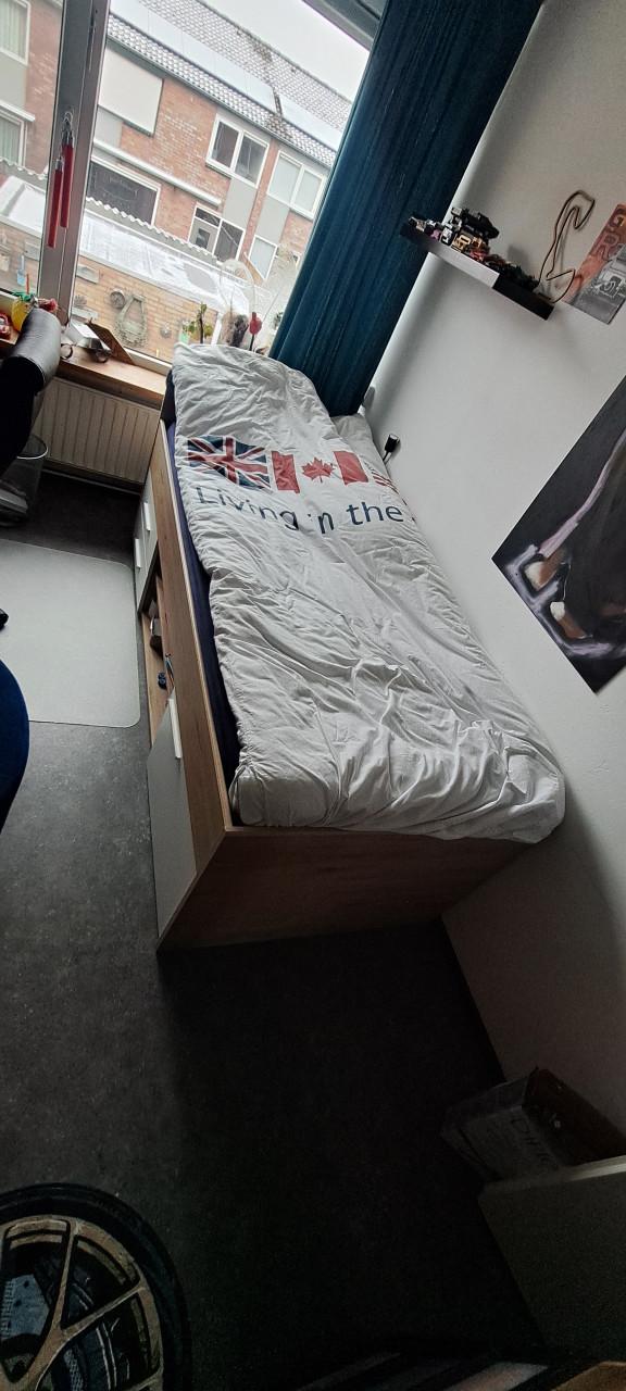 Bed/ledikant 90×200