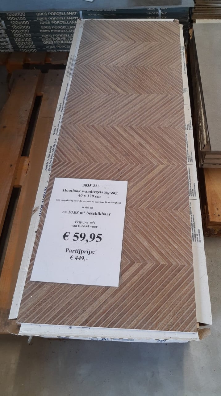 3035-223 ca 10 m² zig-zag houtlook tegels 40x120 van € 731,20 voor